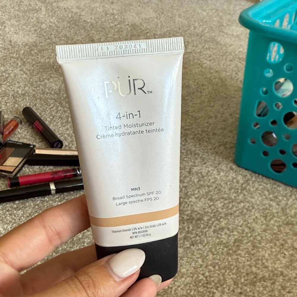 PÜR 4-in-1 Tinted Moisturizer - Cream